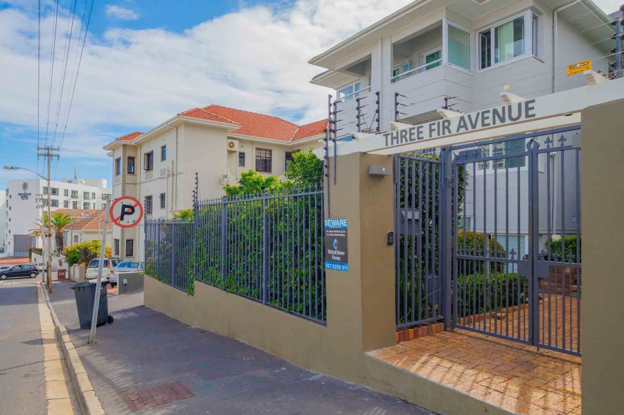 To Let 1 Bedroom Property for Rent in Bantry Bay Western Cape